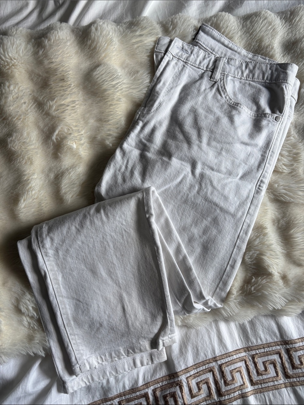 RW&CO. Men's Straight White Jeans